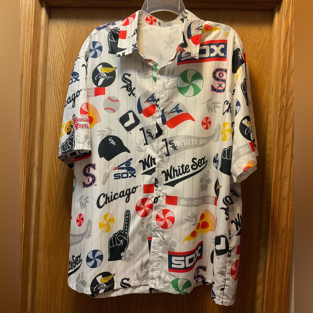 Men's Chicago White Sox MLB Multicolor Graphic Button Down Short Sleeve Shirt